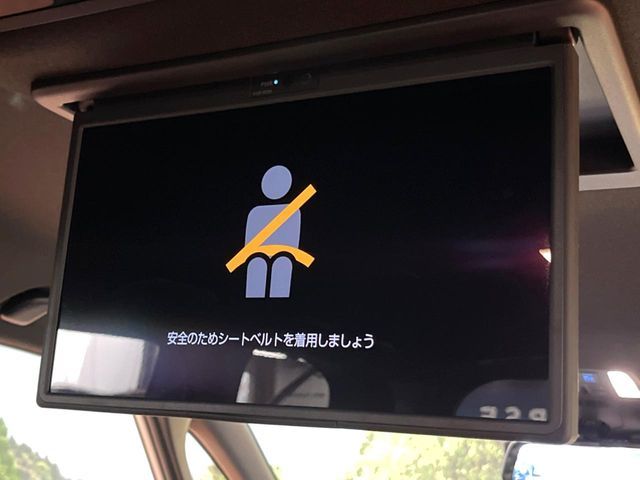 TOYOTA VOXY HYBRID 2025