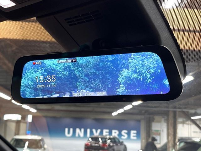 TOYOTA VOXY HYBRID 2025