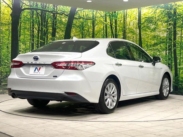 TOYOTA CAMRY HYBRID 2019