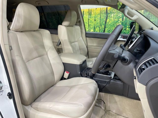 TOYOTA LANDCRUISER PRADO 2023