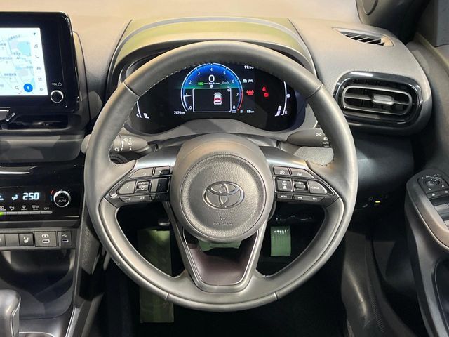 TOYOTA YARIS CROSS 2024