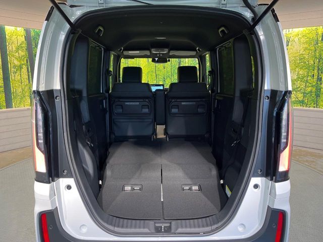 HONDA N BOX CUSTOM 2024