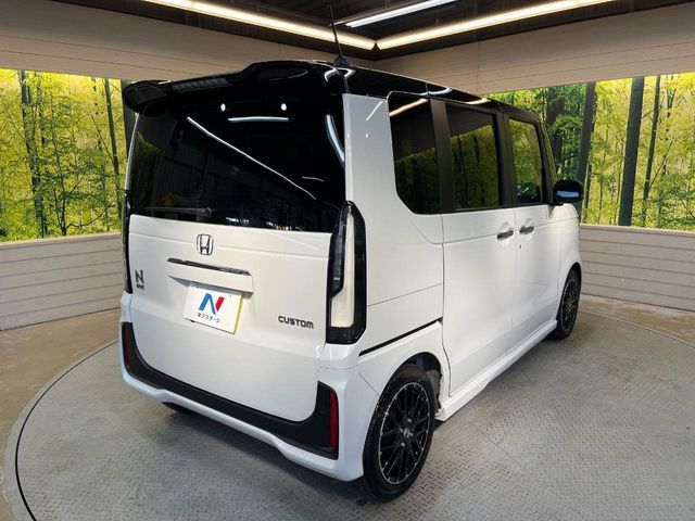 HONDA N BOX CUSTOM 2024