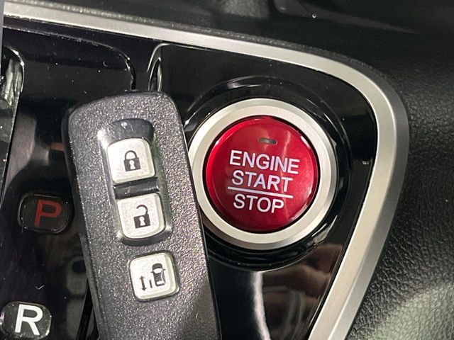 HONDA N BOX CUSTOM 2015