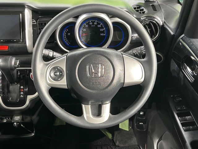 HONDA N BOX CUSTOM 2015