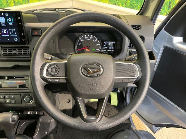 DAIHATSU HIJET truck 4WD 2024