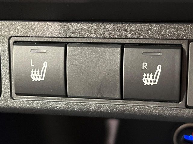 TOYOTA YARIS CROSS 2025