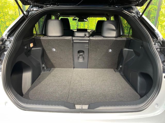 TOYOTA YARIS CROSS 2025