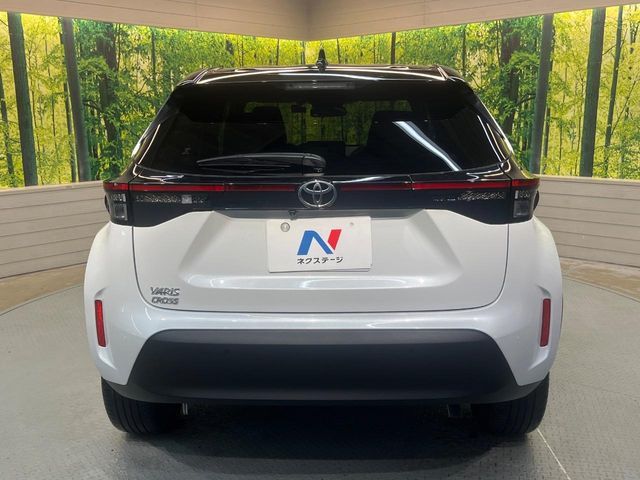 TOYOTA YARIS CROSS 2025