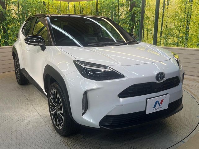 TOYOTA YARIS CROSS 2025