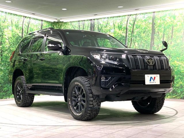 TOYOTA LANDCRUISER PRADO 2022