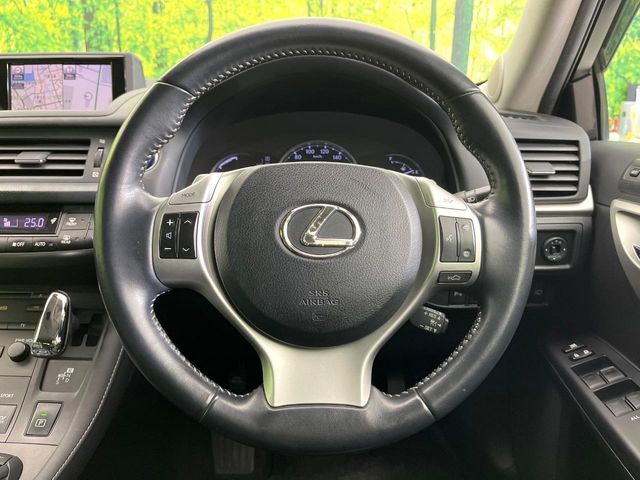 TOYOTA LEXUS CT200h 2011