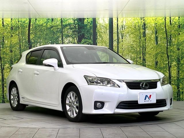 TOYOTA LEXUS CT200h 2011