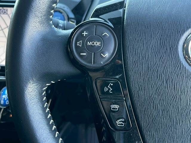 TOYOTA PRIUS Alpha 2019