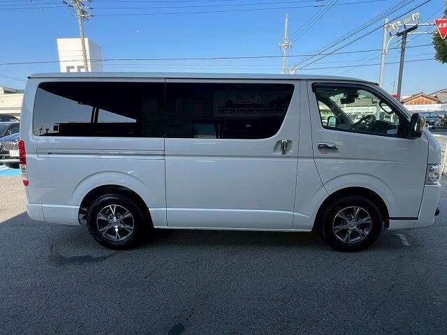 TOYOTA HIACE van 2WD 2020