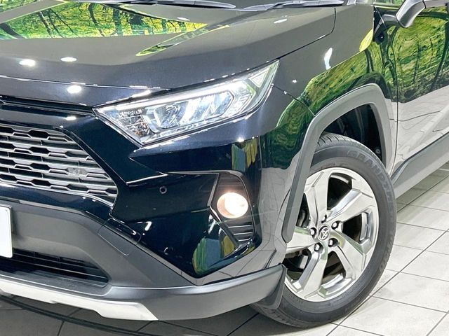 TOYOTA RAV4 4WD 2019