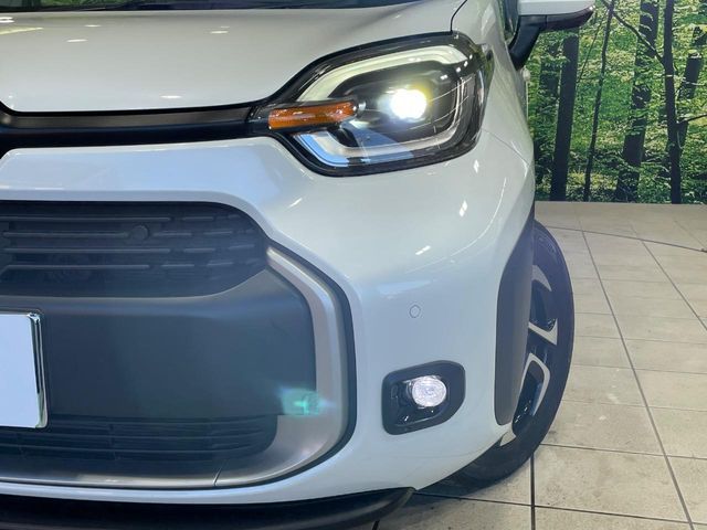 TOYOTA SIENTA HYBRID 2023