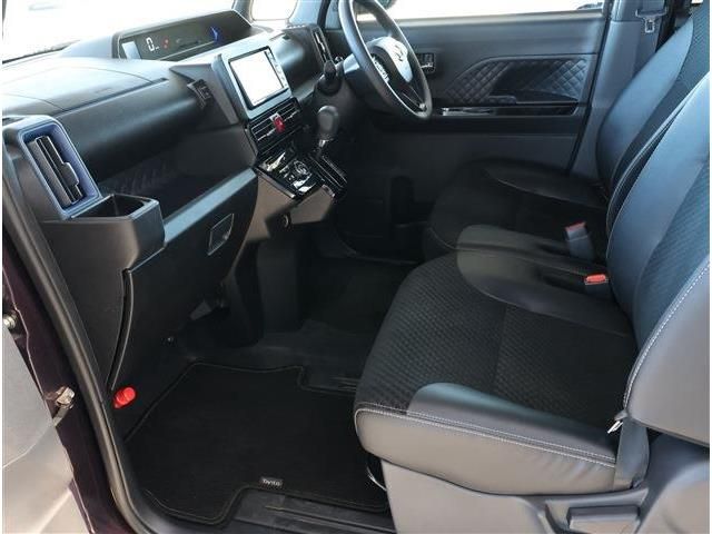 DAIHATSU TANTO CUSTOM 2022