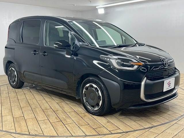 TOYOTA SIENTA 2023