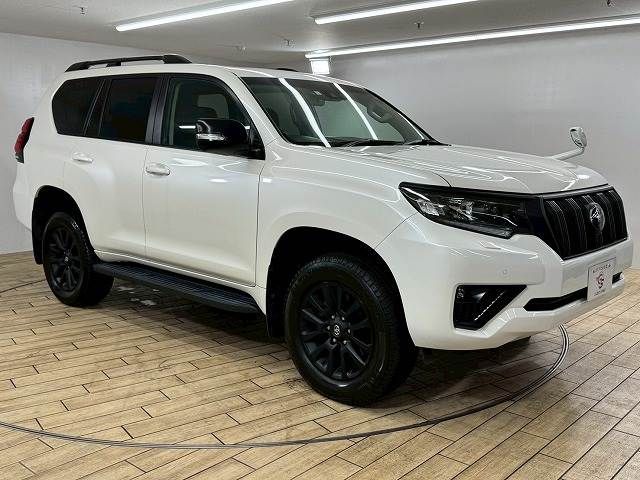 TOYOTA LANDCRUISER PRADO 2023