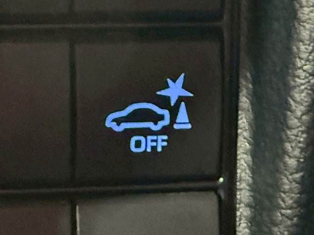 TOYOTA LANDCRUISER PRADO 2023