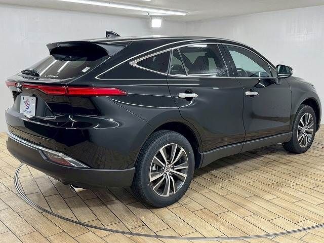 TOYOTA HARRIER 2WD 2024