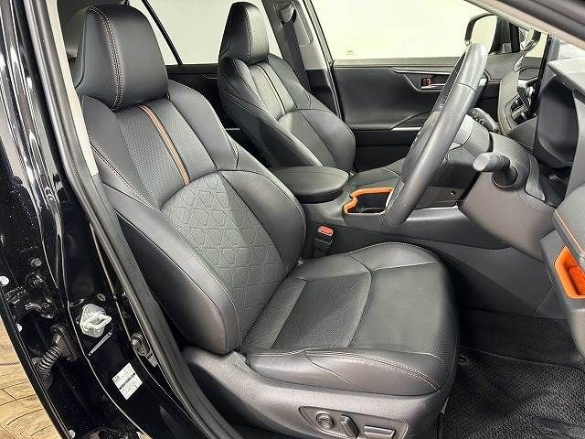 TOYOTA RAV4 4WD 2023