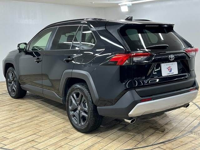 TOYOTA RAV4 4WD 2023