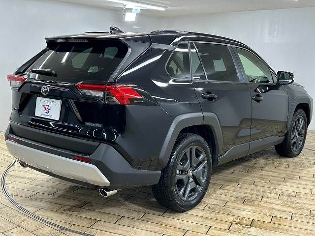 TOYOTA RAV4 4WD 2023