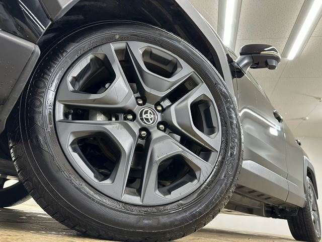 TOYOTA RAV4 4WD 2023