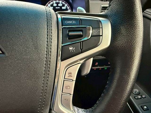 MITSUBISHI DELICA D:5 4WD 2022