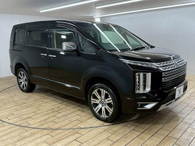 MITSUBISHI DELICA D:5 4WD 2022