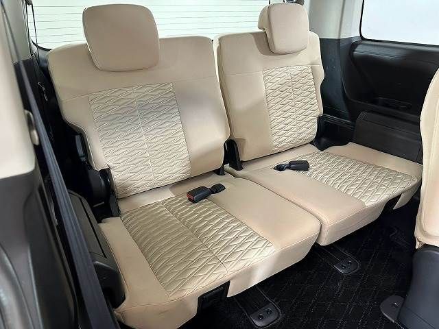 MITSUBISHI DELICA D:5 4WD 2019