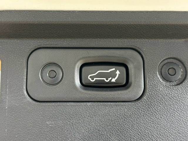 MITSUBISHI DELICA D:5 4WD 2019