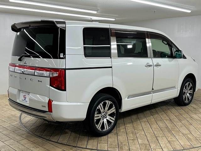 MITSUBISHI DELICA D:5 4WD 2019