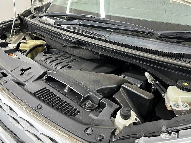 MITSUBISHI DELICA D:5 4WD 2019