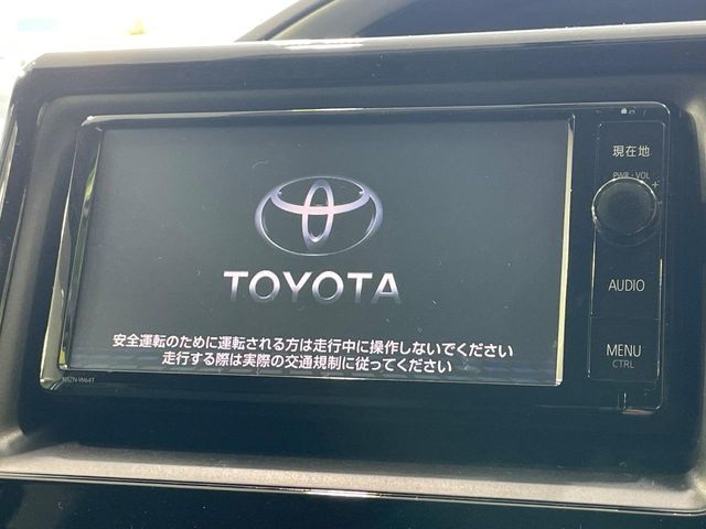 TOYOTA VOXY 2015