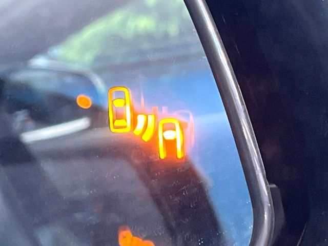 TOYOTA HARRIER HYBRID 2023