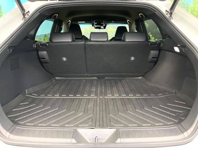 TOYOTA HARRIER HYBRID 2023