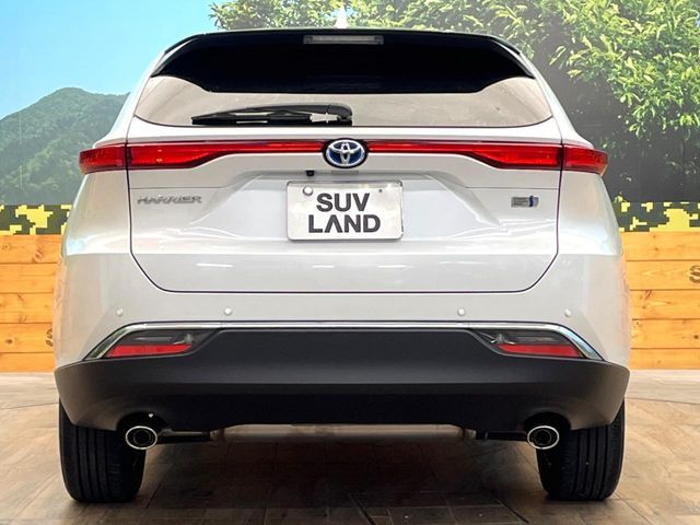 TOYOTA HARRIER HYBRID 2023