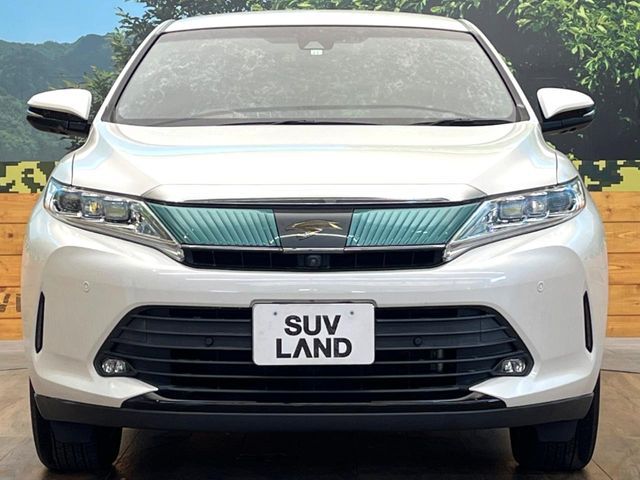 TOYOTA HARRIER 2WD 2017