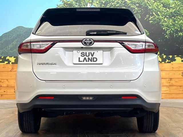 TOYOTA HARRIER 2WD 2017