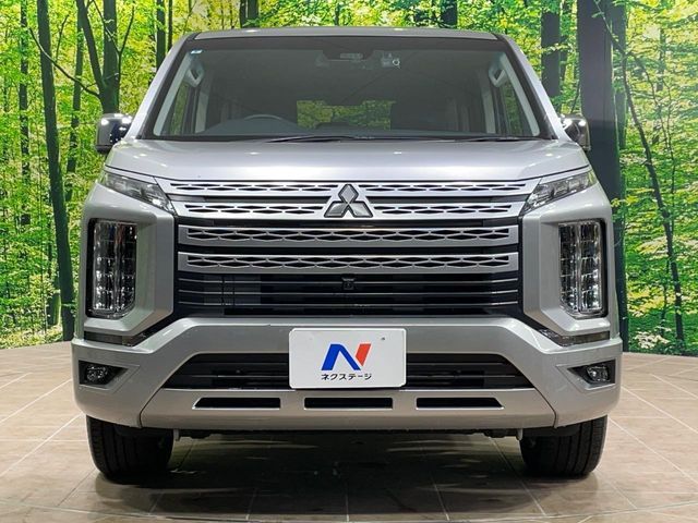 MITSUBISHI DELICA D:5 4WD 2024