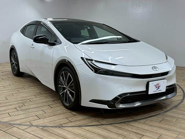 TOYOTA PRIUS 2023