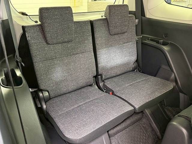 TOYOTA SIENTA HYBRID 2023