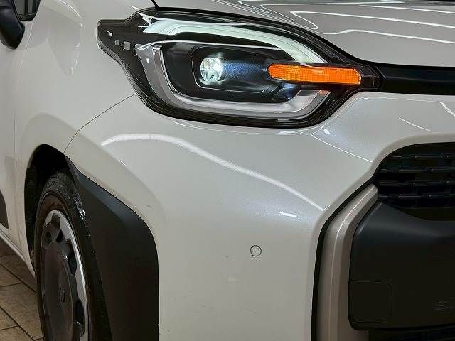 TOYOTA SIENTA HYBRID 2023