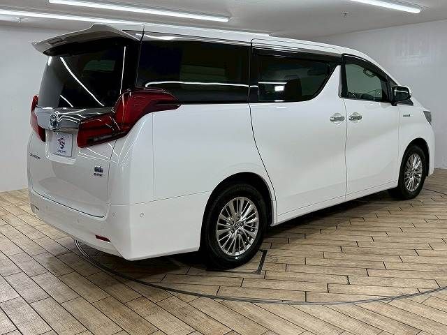 TOYOTA ALPHARD hybrid 4WD 2018
