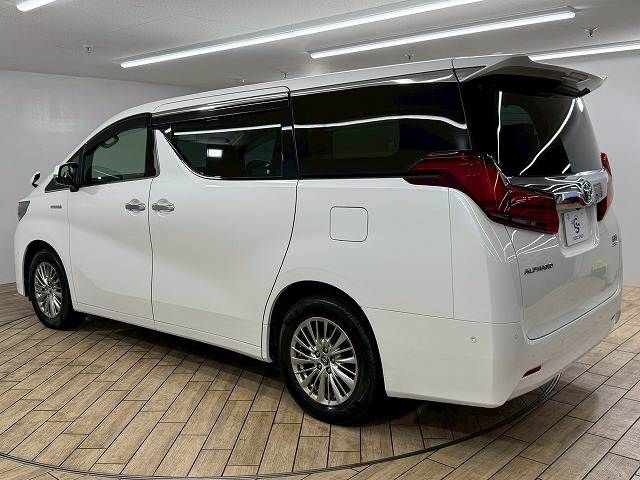 TOYOTA ALPHARD hybrid 4WD 2018
