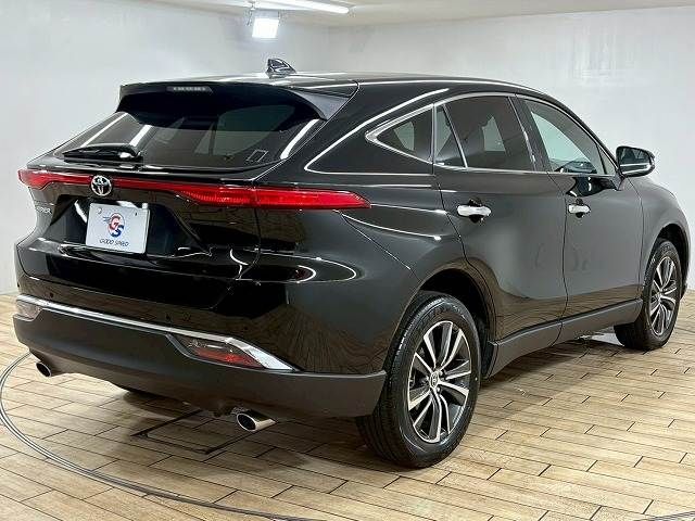 TOYOTA HARRIER 2WD 2024