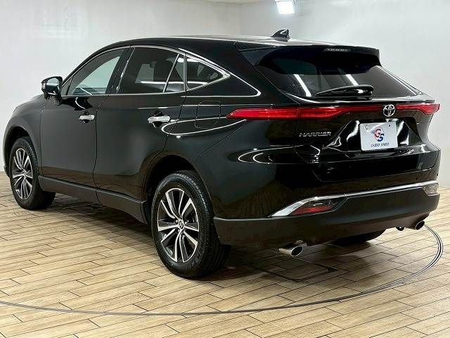 TOYOTA HARRIER 2WD 2024